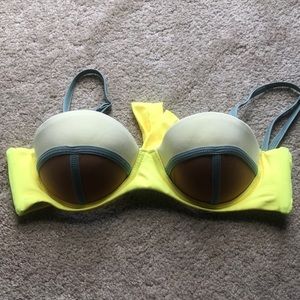 🌟nwot Maaji bikini top size small